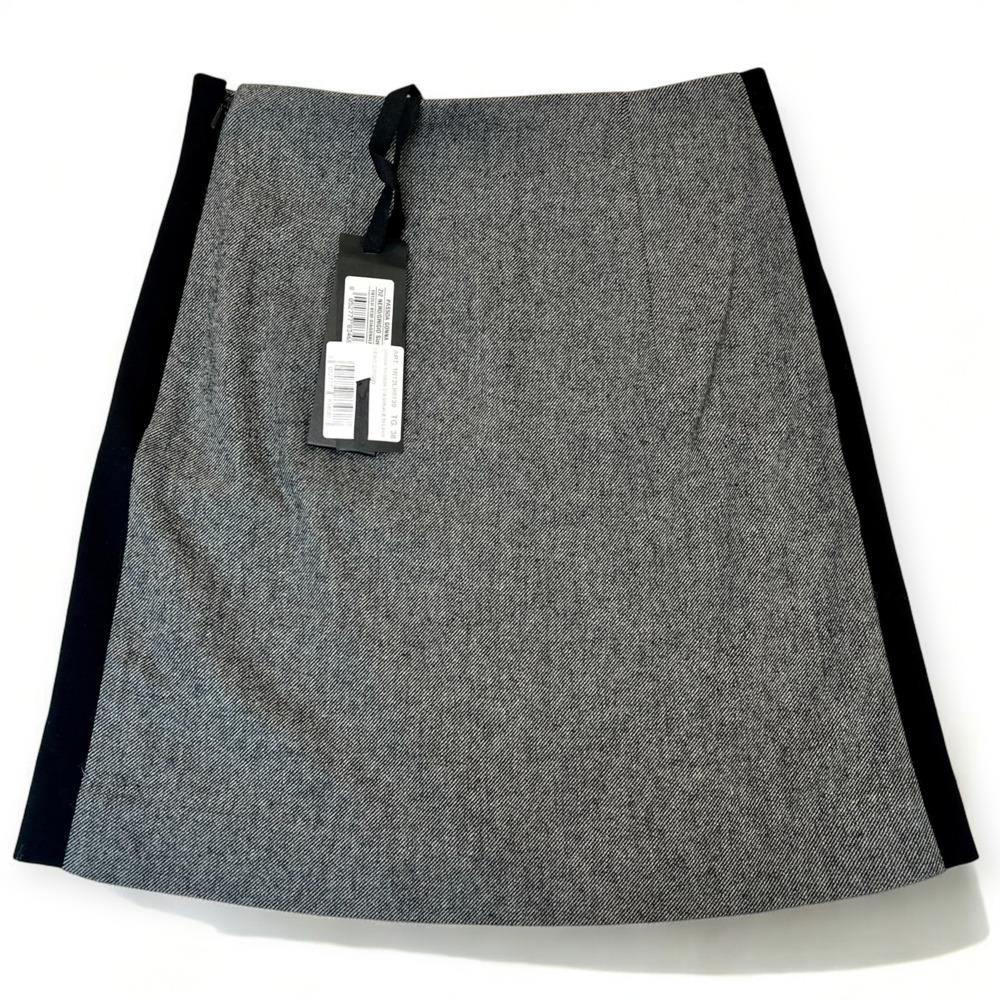 Pinko Embellished Mini Skirt Gray Black Viscose Rhinestone IT 38 US 2 Small NWT - Picture 4 of 6